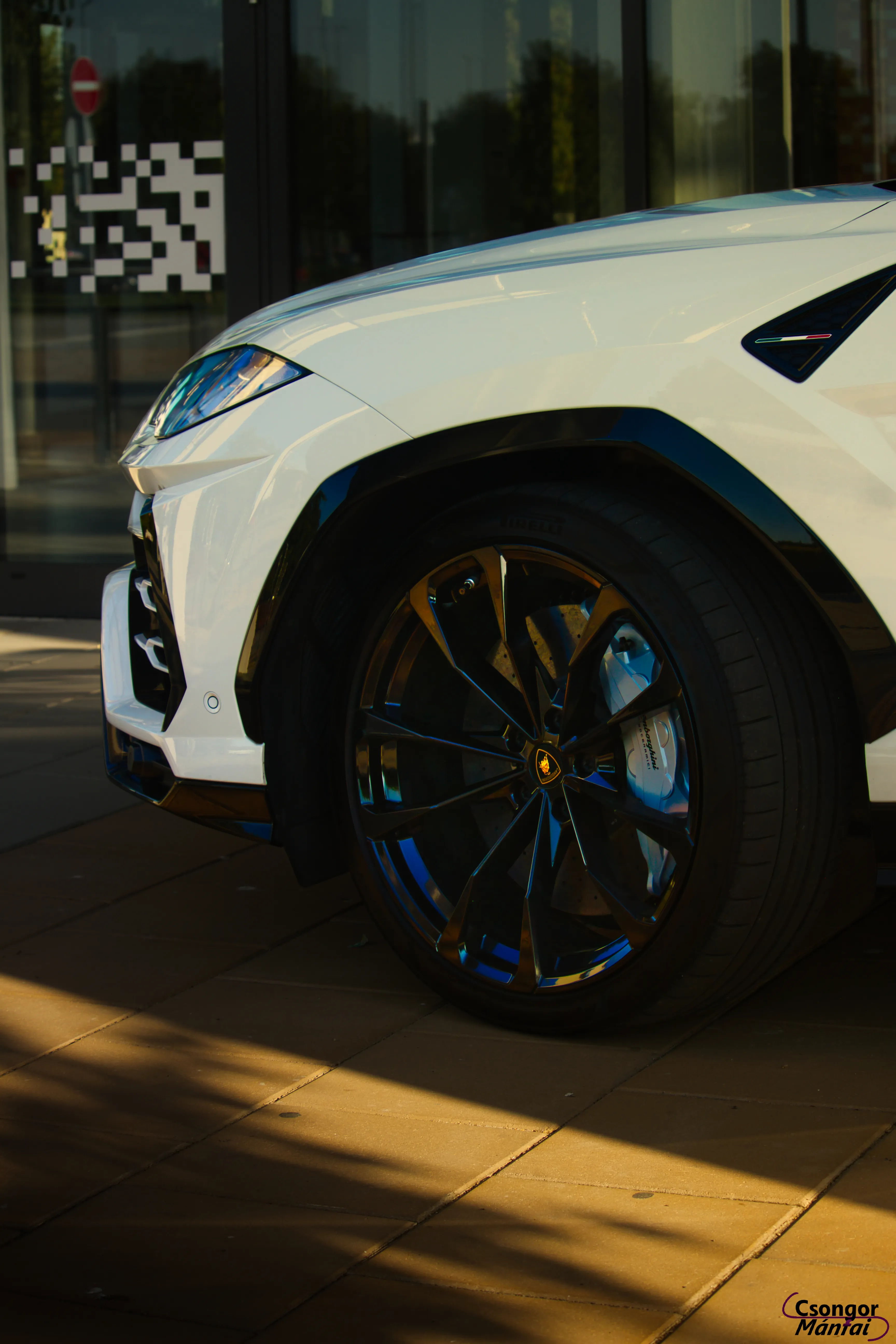 Lamborghini Urus 8